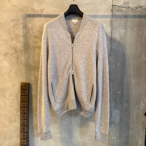 클럽모나코 짚업 가디건 100