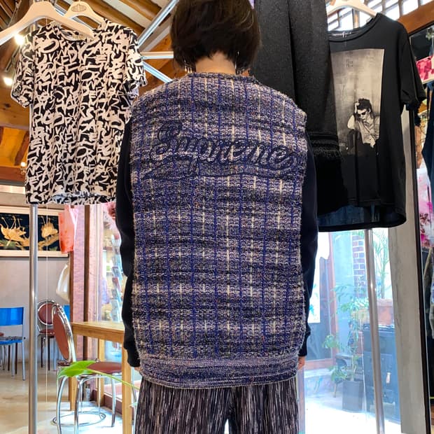 Supreme Logo detail Zip up Sweater Vest