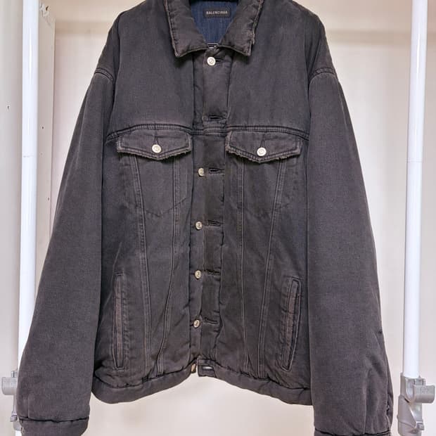 발렌시아가 패디드 데님 자켓 흑청 블랙 52