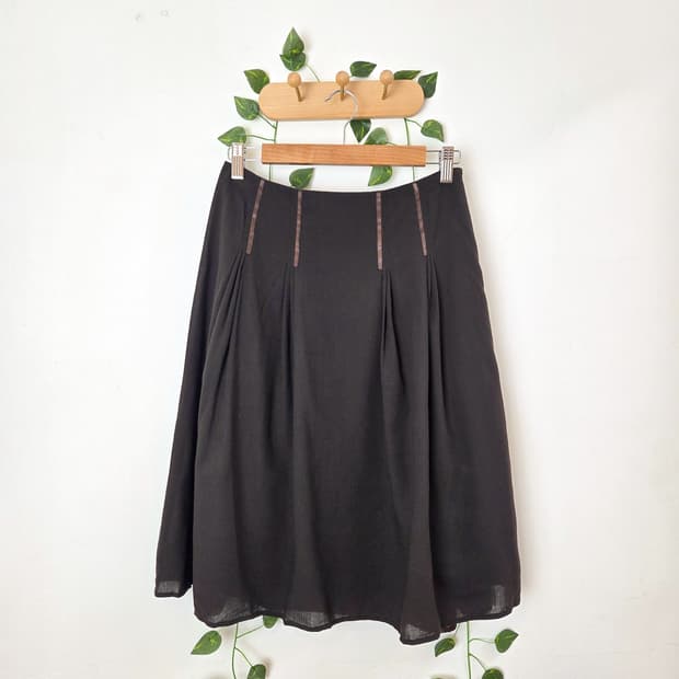다크브라운 미디 스커트