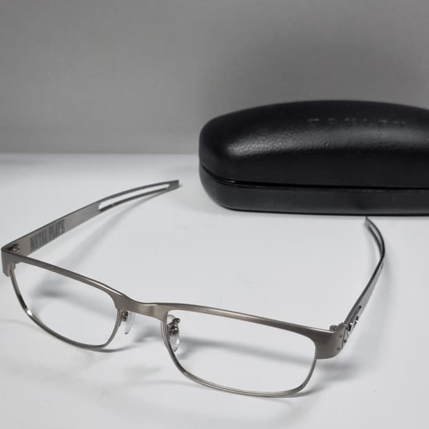 오클리 티타늄 안경 RX 메탈플레이트
