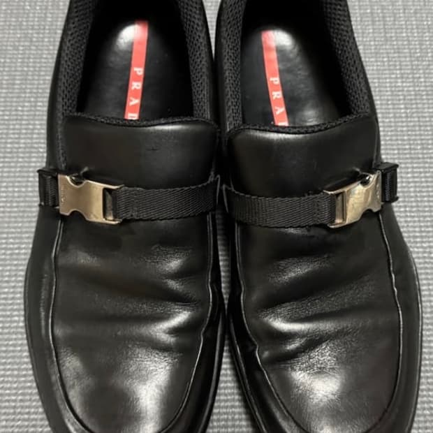 프라다 스포츠 로퍼