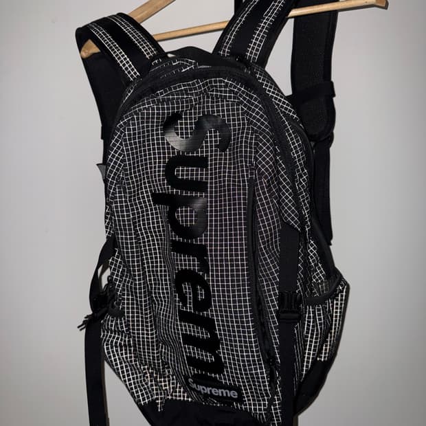 슈프림 24ss 백팩