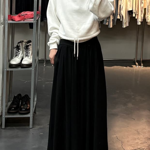 미스치프 화이트 크롭 사이드 지퍼디테일 후드티 A3738