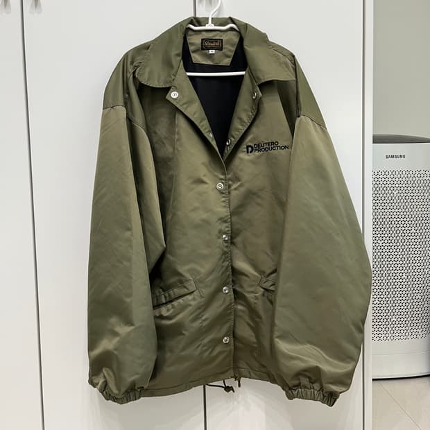 듀테로 프로덕션 자켓 올리브 카키