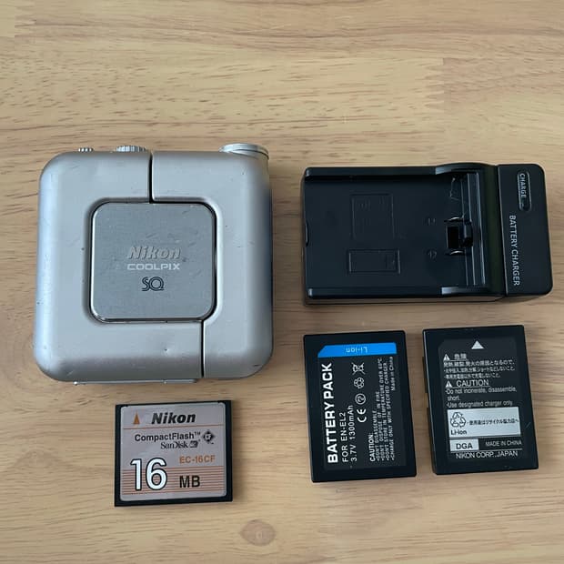 Nikon Coolpix SQ 디카 캠코더