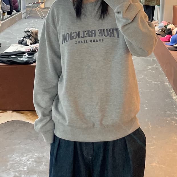 트루릴리전 미들로고 그레이 맨투맨 H1738