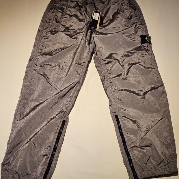 스톤아일랜드 나일론 메탈 지퍼 팬츠 (새 상품)