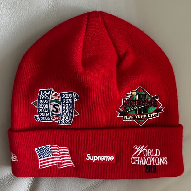 슈프림 뉴에라 비니