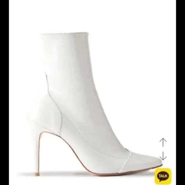 마이아이코 캐롤라인 화이트 페이턴트 부츠 245