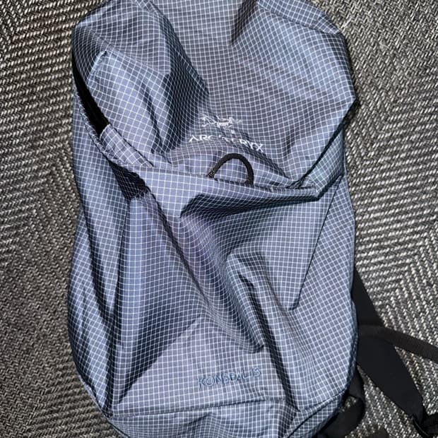 아크테릭스 컨실 15 넵튠