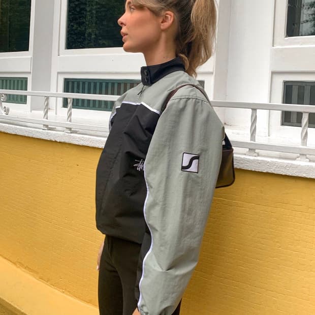 스투시 나일론 자켓