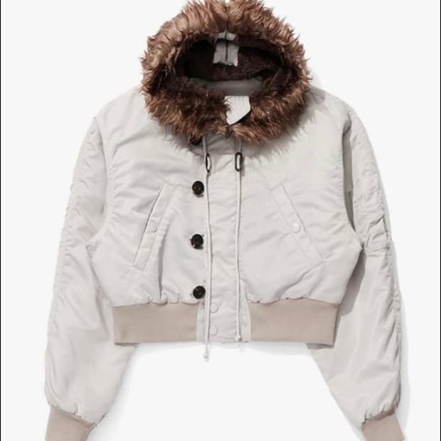 오픈yy오픈와이와이 faux fur zipper hood ma1 1사이즈