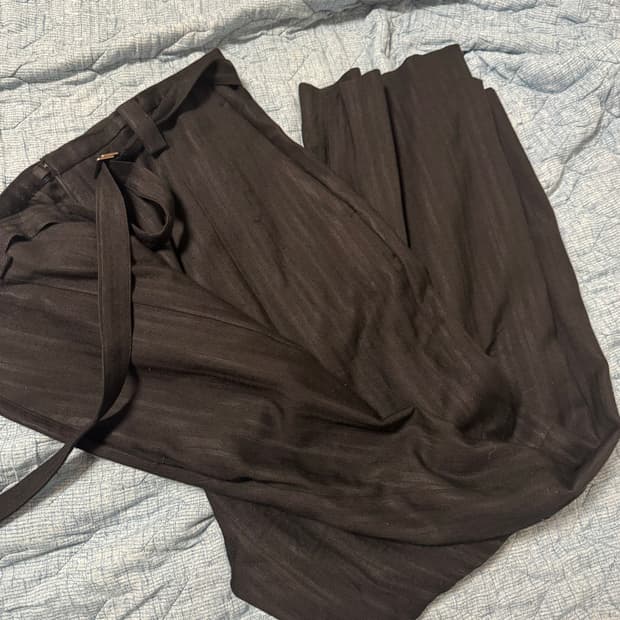 해칭룸 팬츠