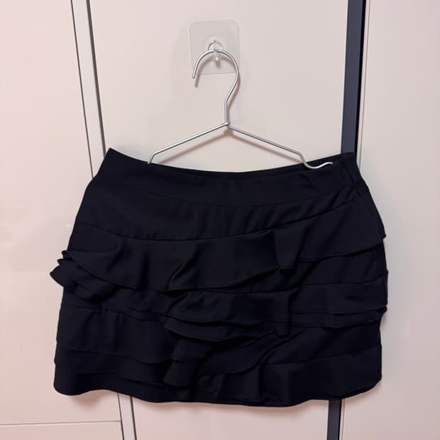 플레어업 Faye Frill Mini Skirt