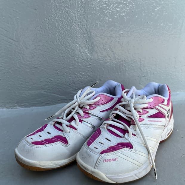 요넥스 배드민턴화