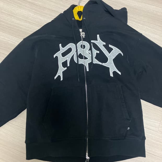 펑크앤요 후드집업 블랙 팔아여