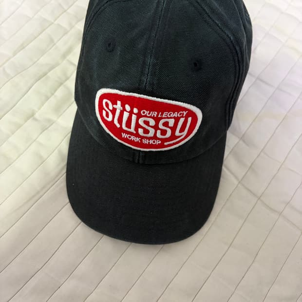 스투시 x 아워레가시 미드 뎁스 캡 블랙