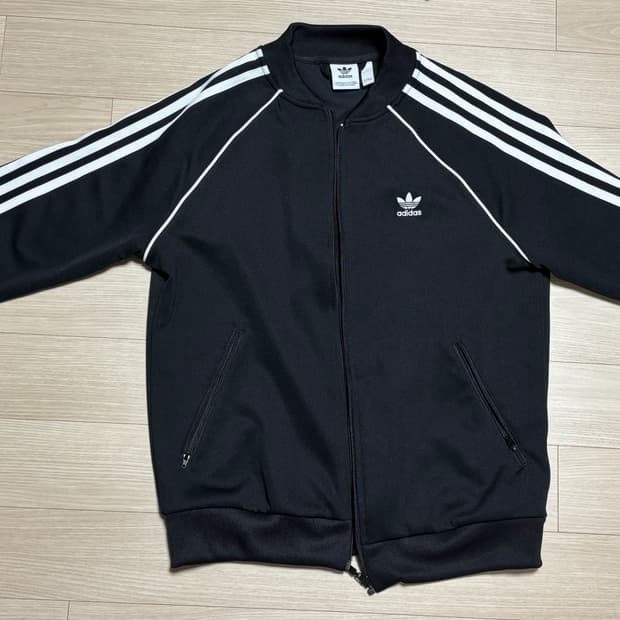 아디다스 검흰 져지