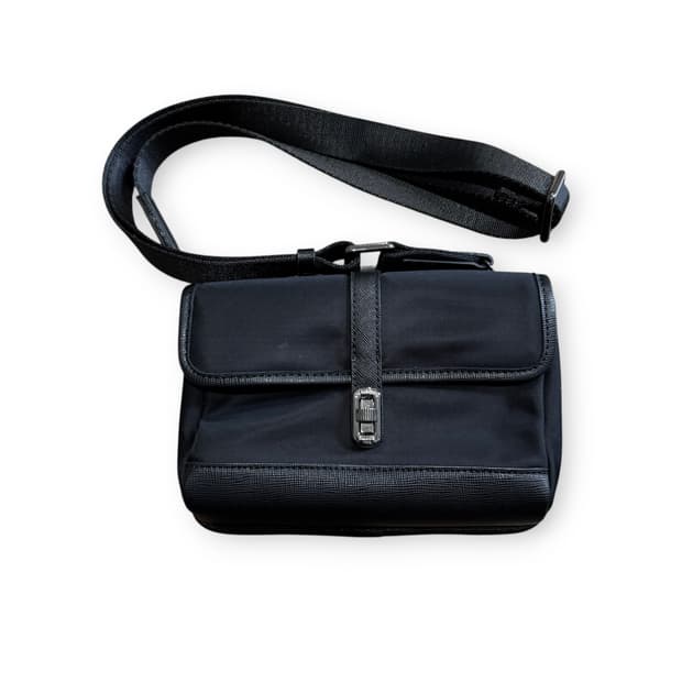 메트로 시티 남성 숄더백