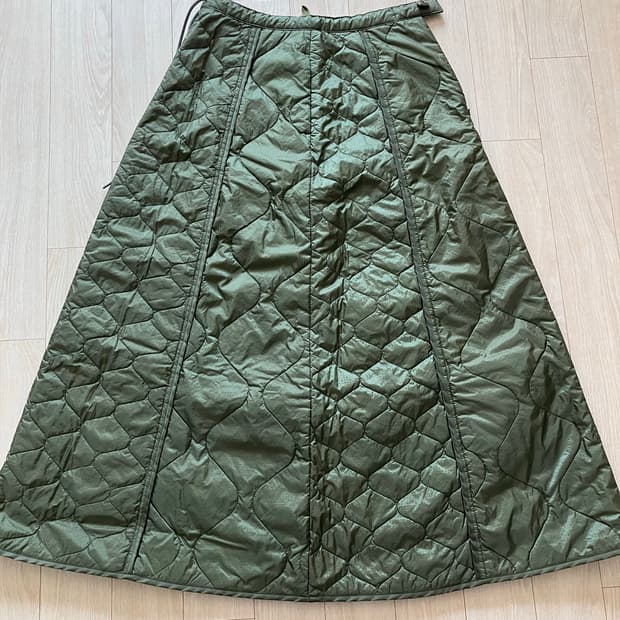 Beams boy 빔즈보이 퀼팅 롱 스커트 올리브