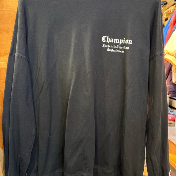 챔피온 백프린팅 블랙 맨투맨