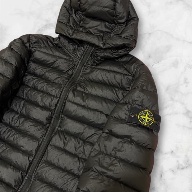 [24시즌] 스톤아일랜드 룸우븐 경량패딩 xl