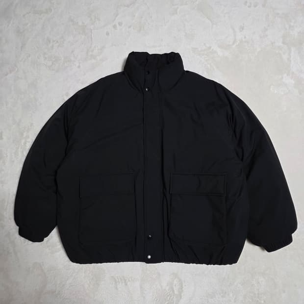 (L)언텝트스튜디오 오버사이즈 유틸리티 헤비 숏 패딩