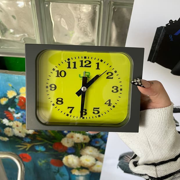 jr clock
