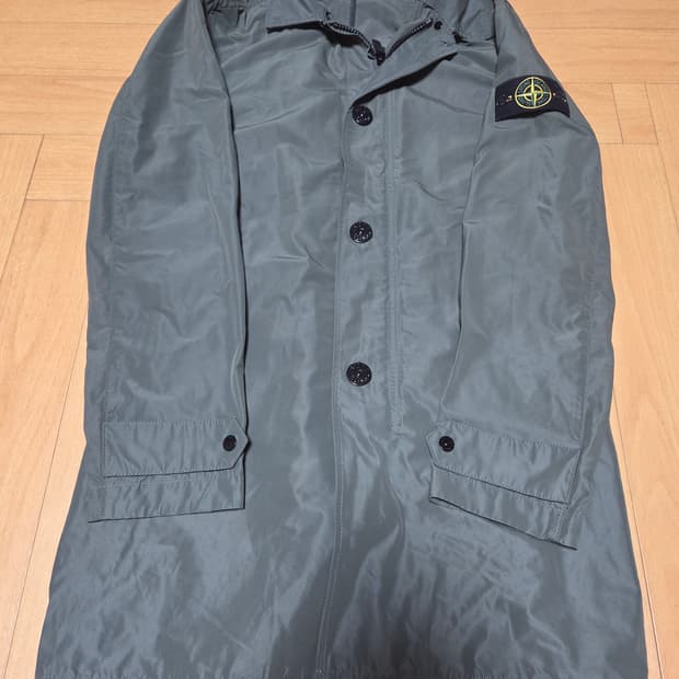 스톤아일랜드 라이트코트