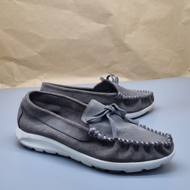 미네통카 여성스워이드 모카신235