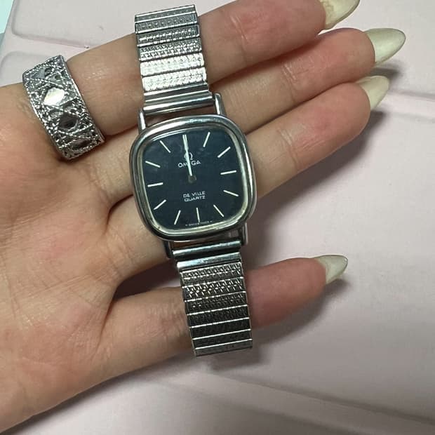 오메가 드빌 여성 쿼츠