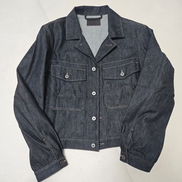 [46, 새제품] 르메르 FW25 데님 트러커 자켓 다크네이비