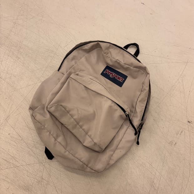 잔스포츠 베이지 백팩