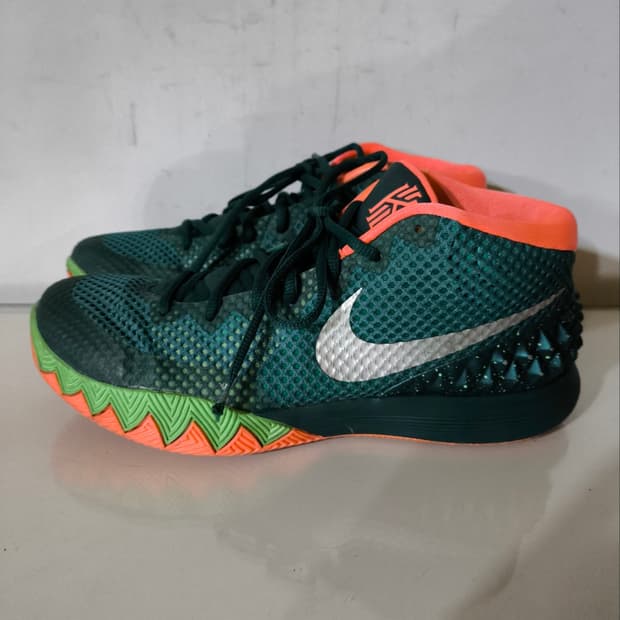 275mm 나이키 카이리1 비너스 농구화