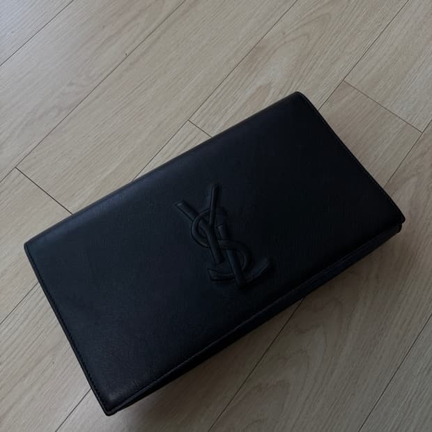 생로랑 벨 드 쥬르 카프스킨 클러치 백 블랙