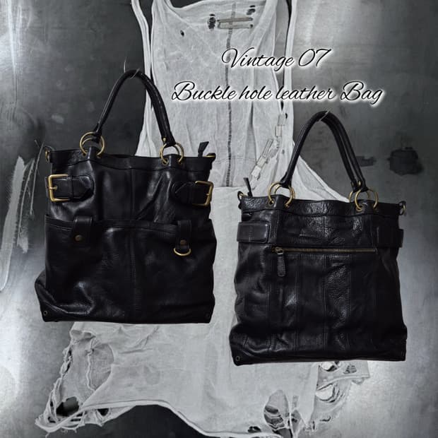 Vintage 07 Buckle hole leather Bag