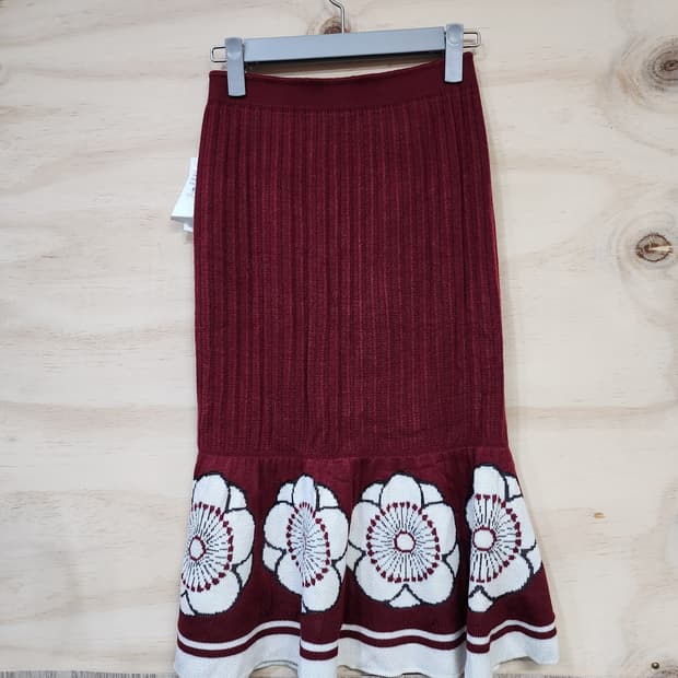 584) 메종블랑쉬 니트 미디 스커트