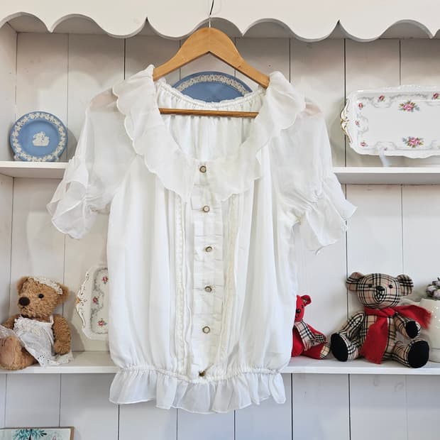 러플 쉬폰 블라우스