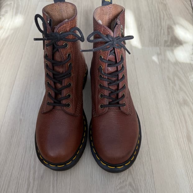 닥터마틴 1460브라운 230