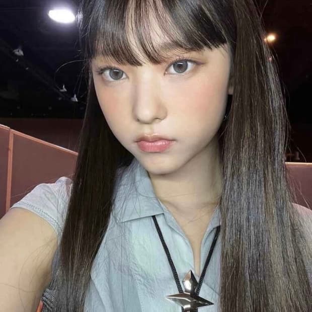 뉴진스 혜린 착용)혜인서 볼로타이