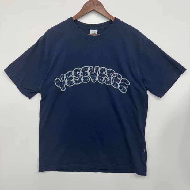 yeseyesee 반팔티셔츠