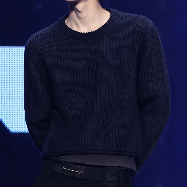 노앙 RIBBED CROP KNIT NAVY
