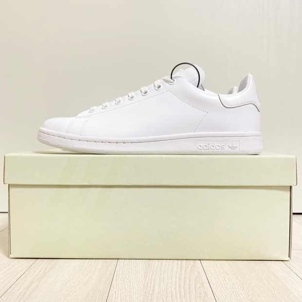 DOVER STREET MARKET X ADIDAS STAN SMITH