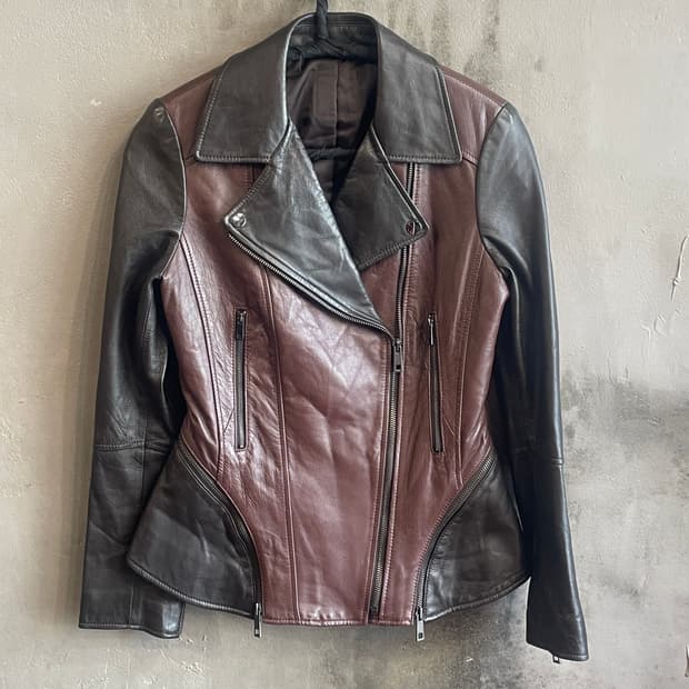 페블럼 레더 자켓