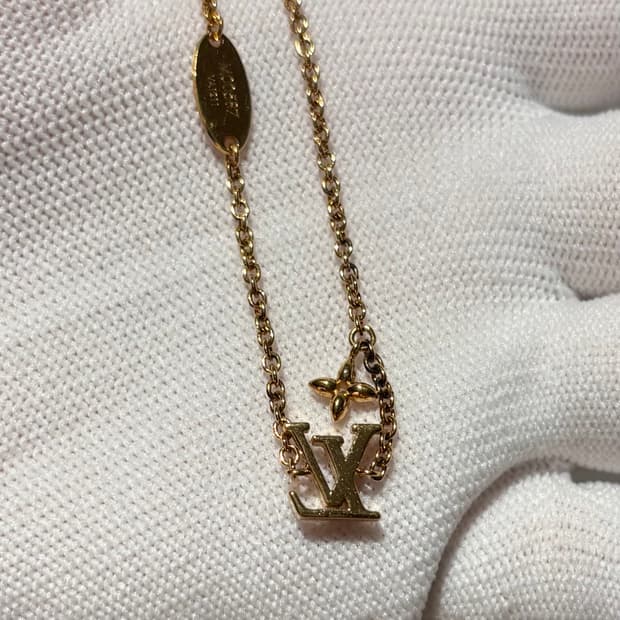 A+ / OS 루이비통 아이코닉 팔찌 골드