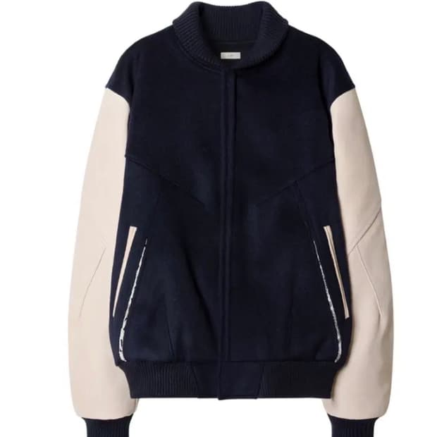 Xlim 바시티 M사이즈 구매