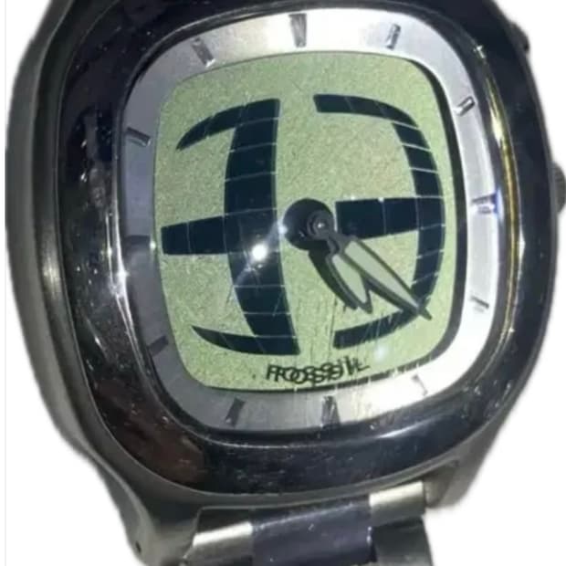 Fossil big tic 디지털 시계