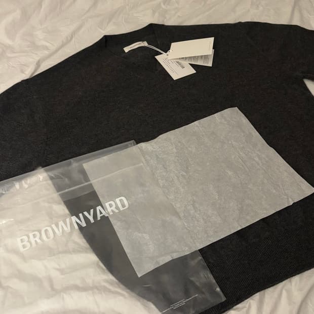 브라운야드 브이넥 (새상품)