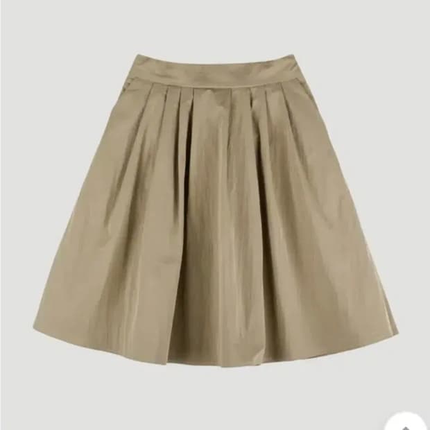 니어웨어 플로우스커트 베이지